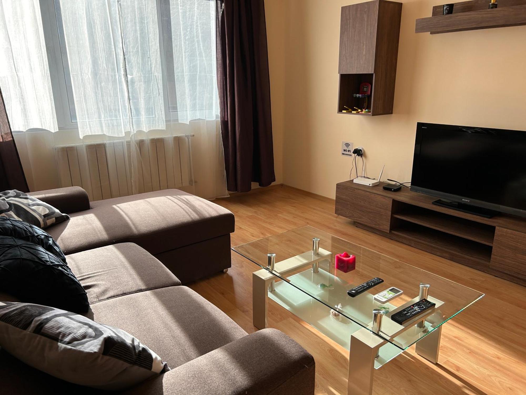 Nice, Spacious And Cozy * Sofia