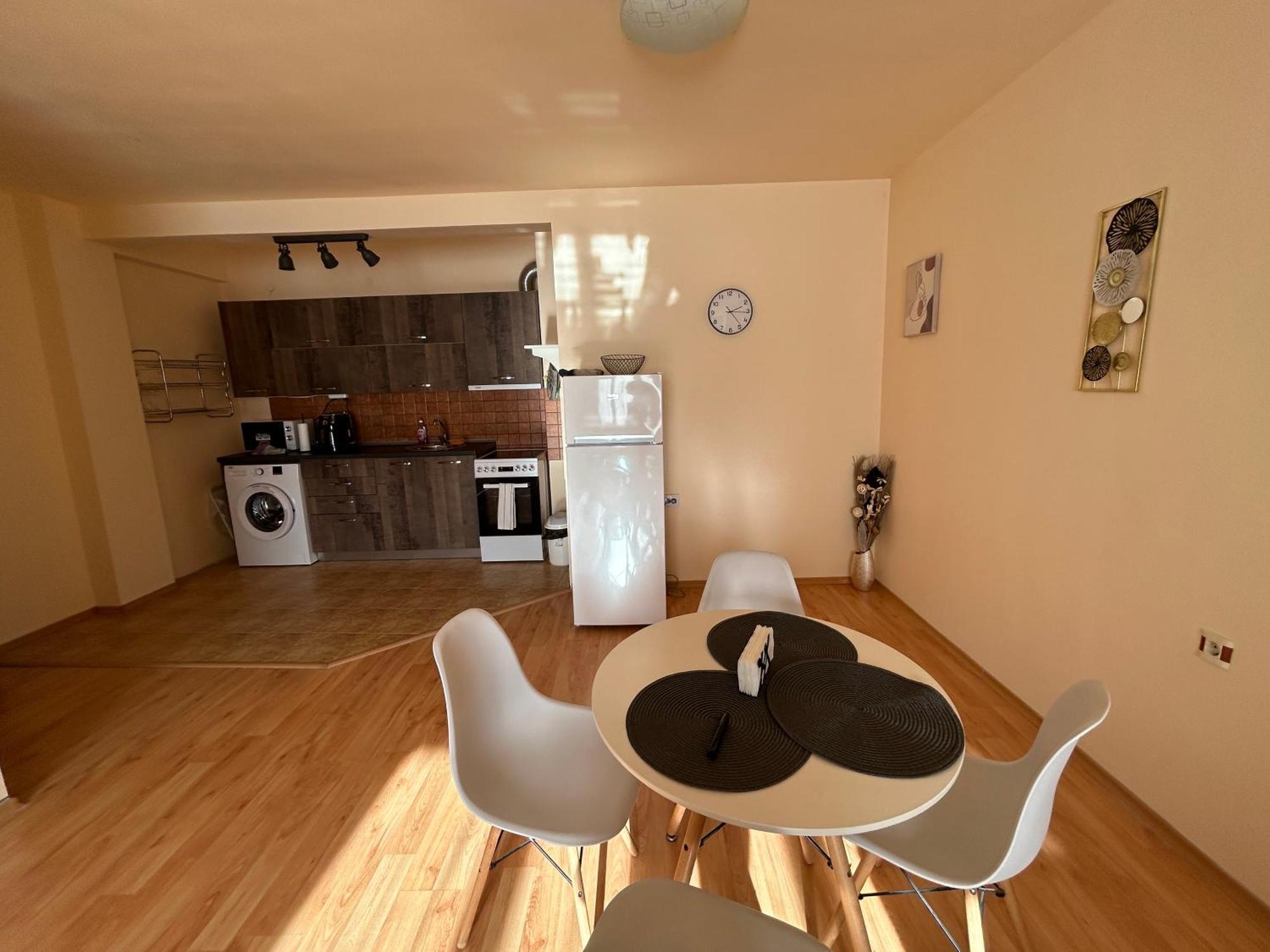 Apartemen Nice, Spacious And Cozy Sofia